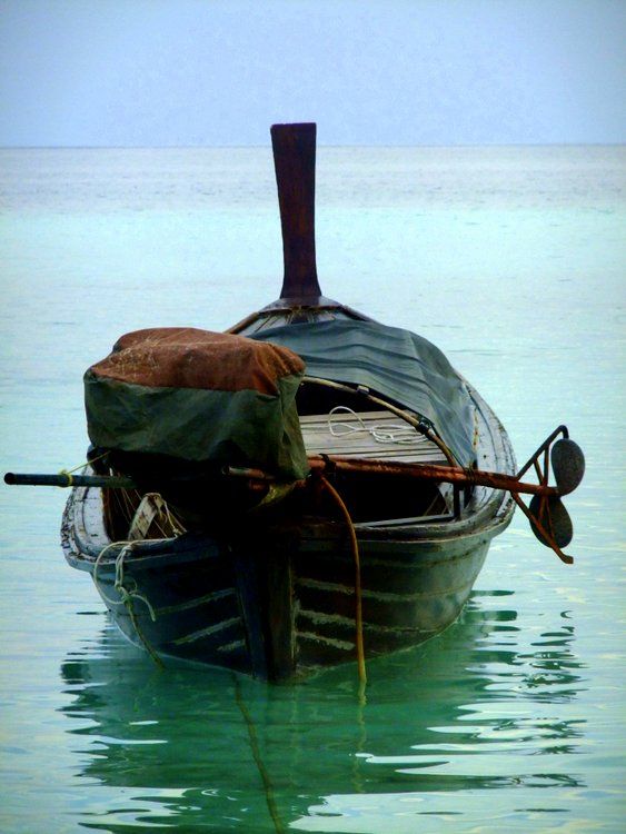 Thai longboat