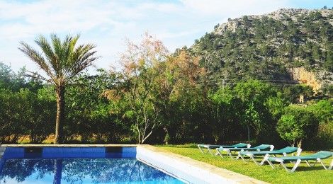 What It's Like To Stay In A Travelopo Mallorca Villa