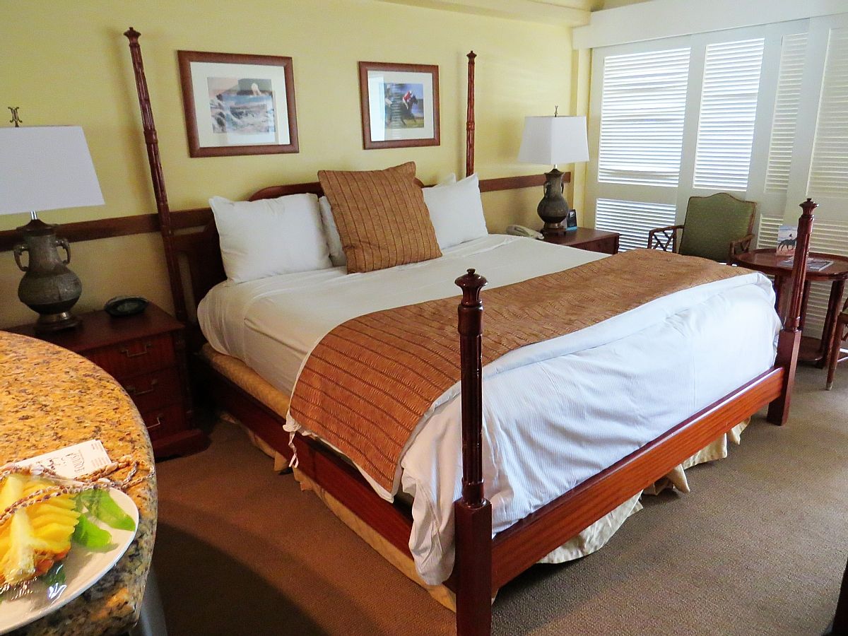 The Equus Hotel Waikiki: A Honolulu Boutique Hotel