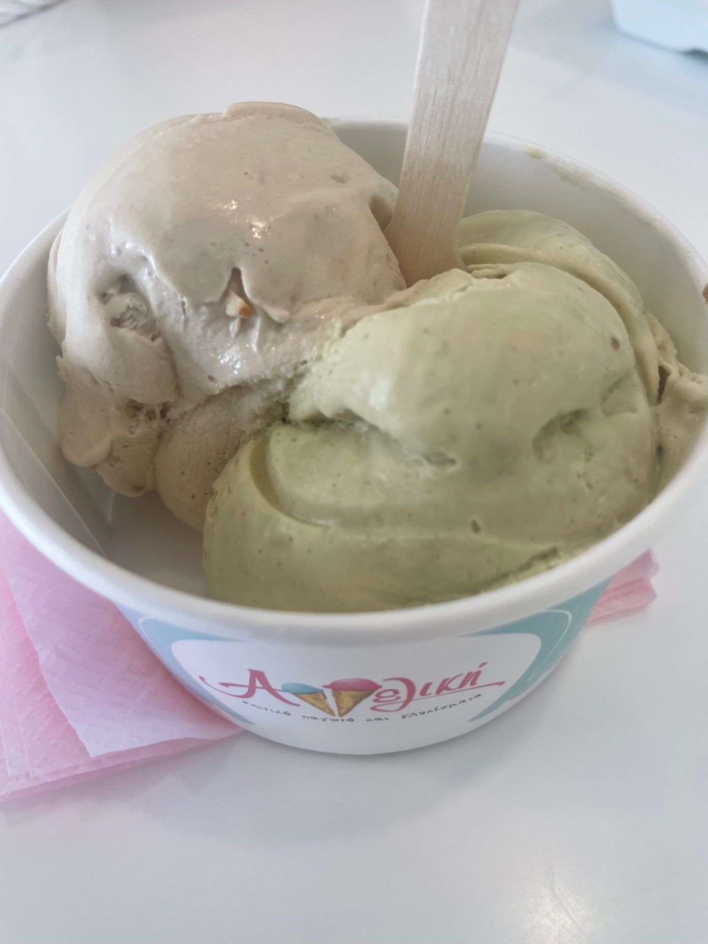Aggeliki Ice Cream, Milos 