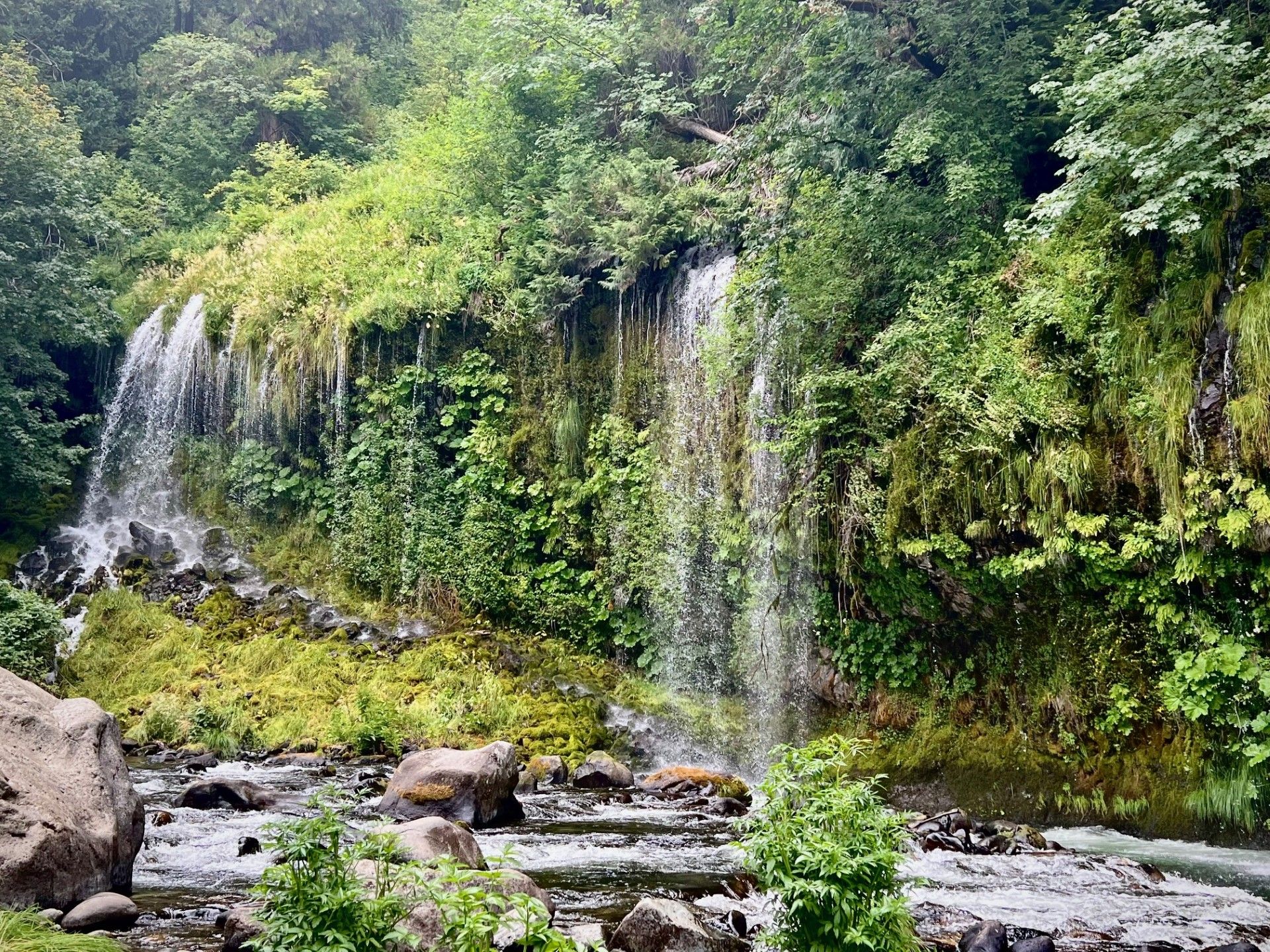 Mossbrae Falls