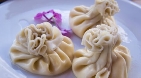 Local Dishes That Surprise Travelers