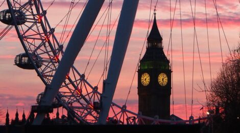 Love in the city: An essential guide for your first London visit