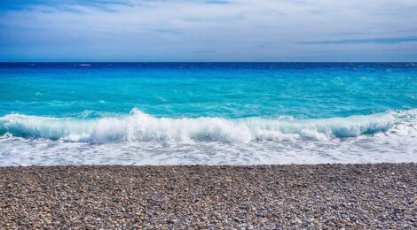 Nice: Where the Light Never Fades