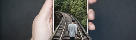 Why Devices Are Essential for Big City Travel: Maps, Safety, Payments & Convenience