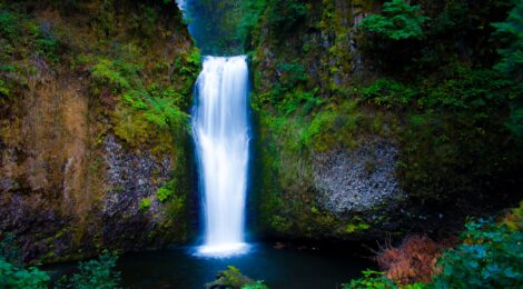 Multnomah Falls just outside Portland